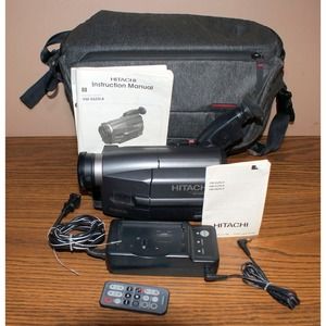 Hitachi VM-E625LA 8mm Video8 Camcorder Player Camera Video Transfer Bundle